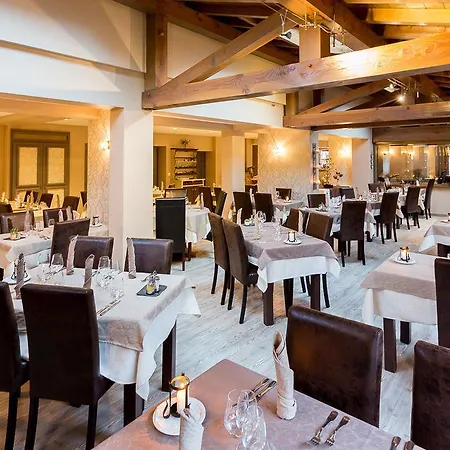 Altis Val ホテル 3*