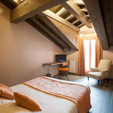 Altis Val Hotel 3*